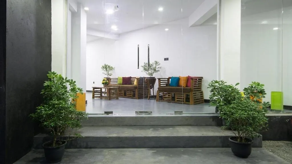 Avora Kandy