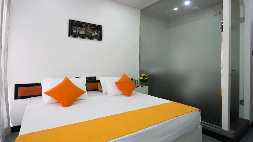 **** Hotel Avora Kandy Sri Lanka